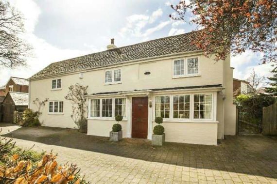 5 Bedroom Detached